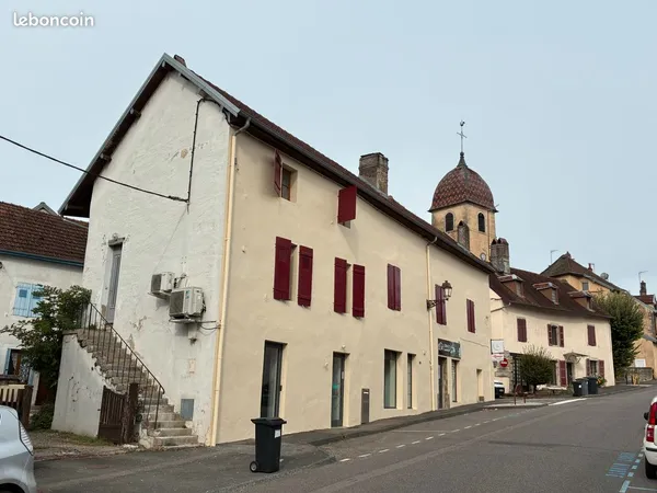 Commerce ou bureau - centre de Rioz