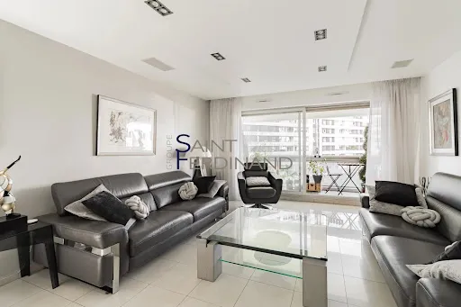 Appartement 6 pièces 122 m²
