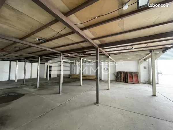 Local industriel 515 m²