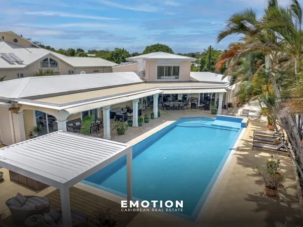 Villa T7 avec piscine, vue mer, LE GOSIER