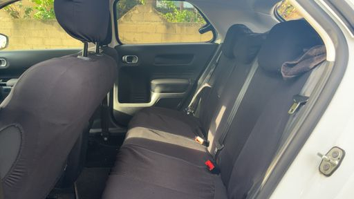Citroen C4 Cactus 1.2 PureTech 110 - Shine – 2019 – 63776 km – Essence – Boîte Manuelle — photo 17