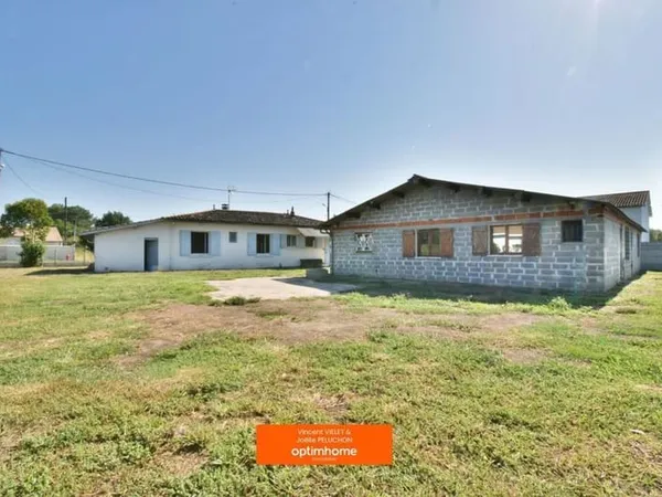 Maison à vendre 5 pièces AMBARES ET LAGRAVE (33)