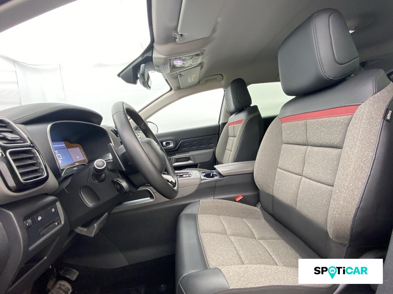 Citroën C5 Aircross hybrid 225ch feel e-eat8 — photo 9