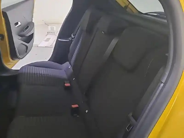 Peugeot 208 puretech 75 s&amp;s bvm5 — photo 12