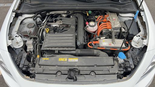 Seat Leon ST 1.4 TSI 204 e-Hybrid DSG6 - FR – 2020 – 77129 km – Hybride rechargeable – Boîte Automatique — photo 45