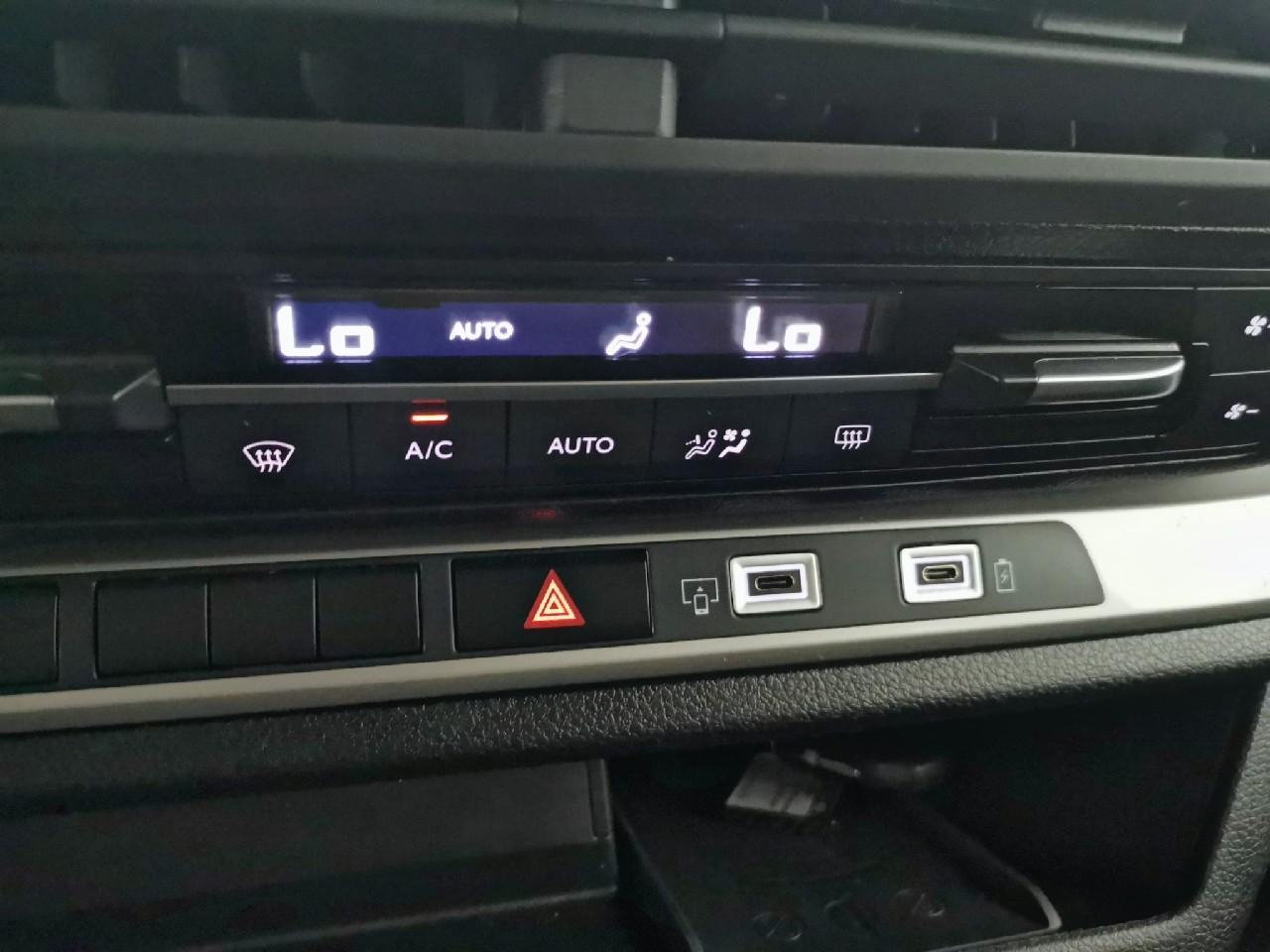 Citroën Spacetourer xl bluehdi 180 s&s eat8 business — photo 35