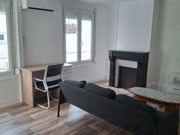 F2 rue des carmes
