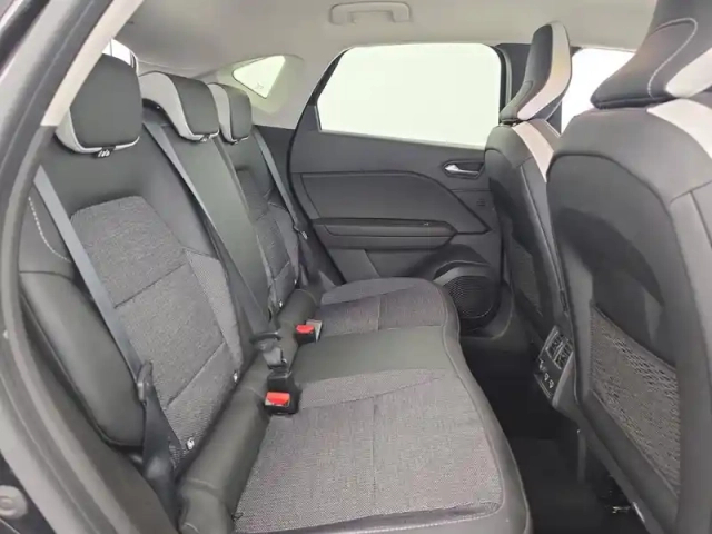 Renault Captur e-tech plug-in 160 — photo 161