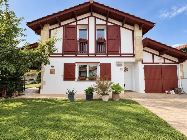 Maison familiale au coeur d'Urrugne