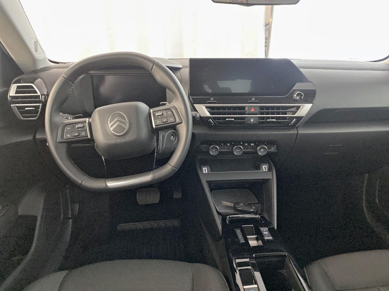 Citroën C4 hybride 136 e-dcs6 plus — photo 8