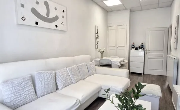 Vallauris Centre Beau 3 pièces de 72 m2 avec terrasse de 5