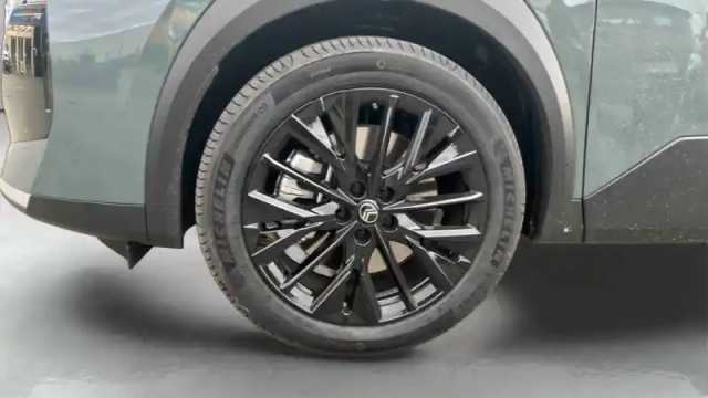 Citroën C5 Aircross e- 210 autonomie confort — photo 10