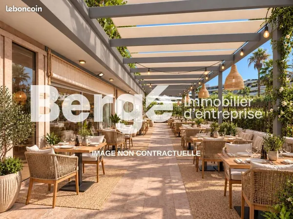 Local commercial 300 m²