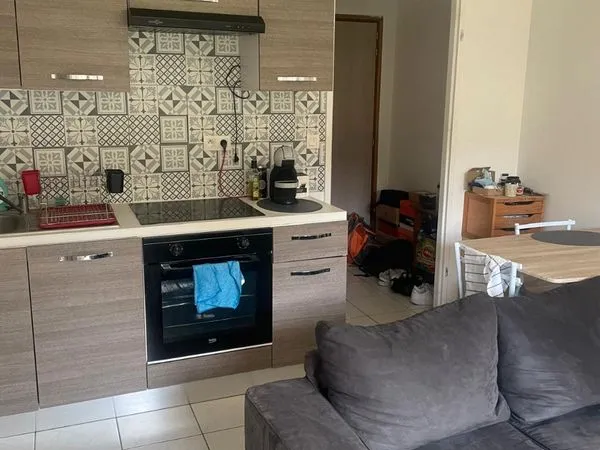 T1 bis avec balcon et cave