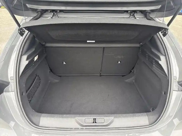 Peugeot 308 hybrid 145 e-dcs6 allure — photo 8