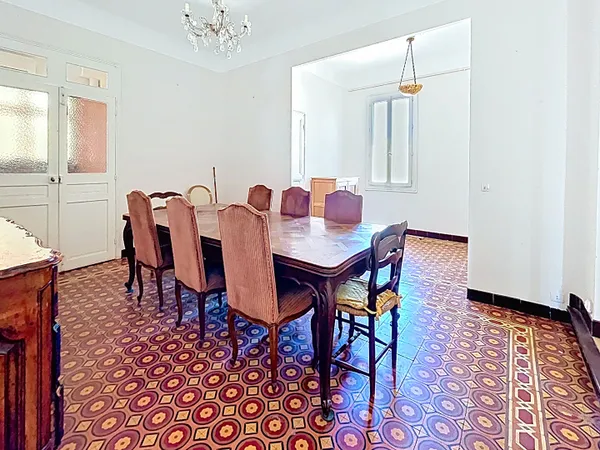 Appartement 7 pièces 189 m²