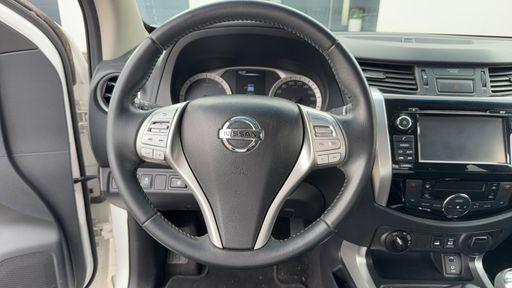 Nissan NP300 Navara 2.3 dCi 160 King Cab 4WD - N-Connecta – 2016 – 71806 km – Diesel – Boîte Manuelle — photo 33
