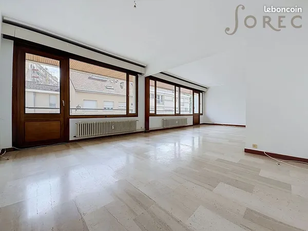 Appartement 5 pièces 140 m²