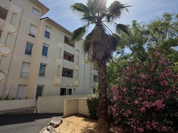 Appartement F2 entièrement équipé