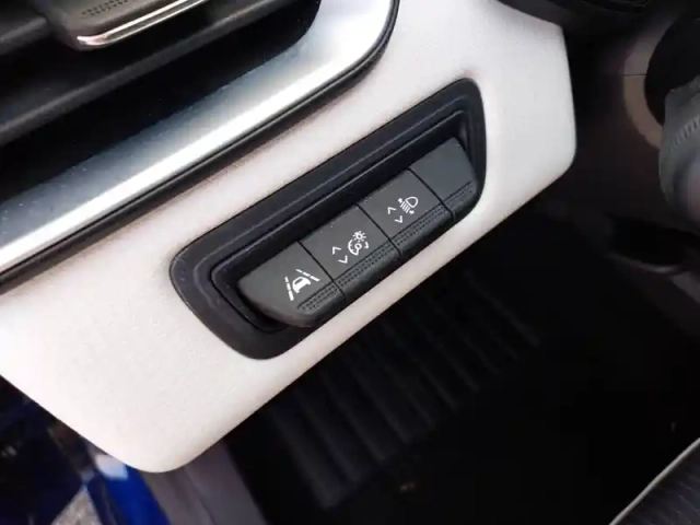 Renault Clio tce 140 — photo 17