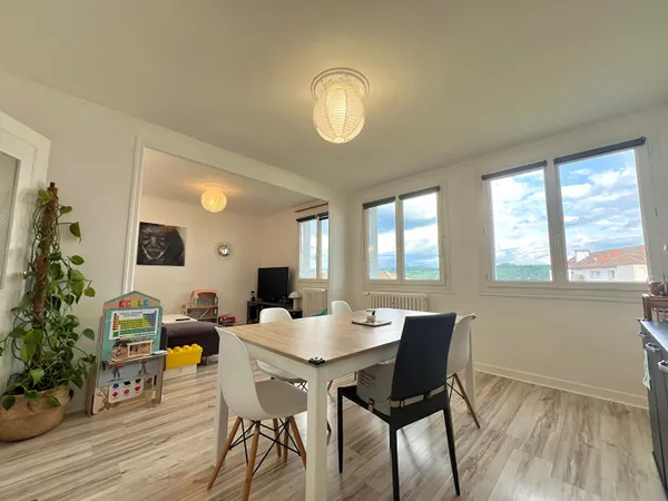 Appartement Aurillac - 4 pièce(s) - 86 m2