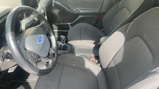Ford Focus 1.0 EcoBoost 125 - Titanium – 2018 – 95771 km – Essence – Boîte Manuelle — photo 6
