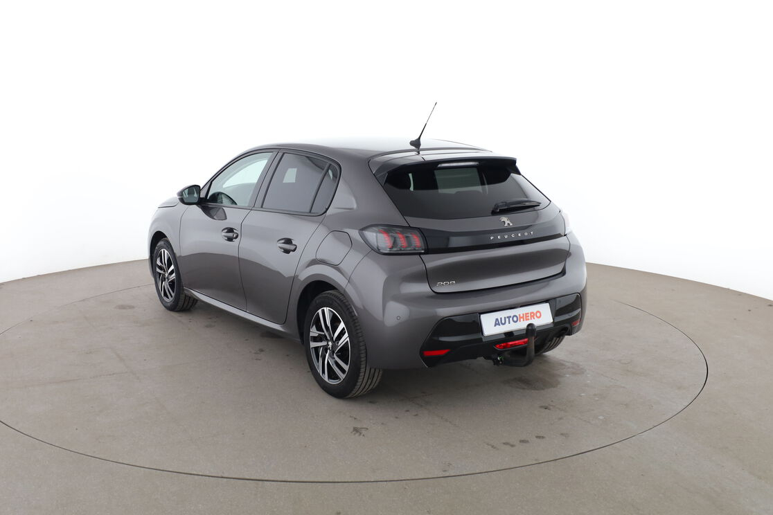 Peugeot 208 1.2 PureTech Allure — photo 3