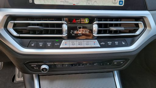 BMW Serie 3 Touring xDrive 30d 286 Mild Hybrid Steptronic8 - M Sport – 2022 – 100581 km – Hybride diesel – Boîte Automatique — photo 17