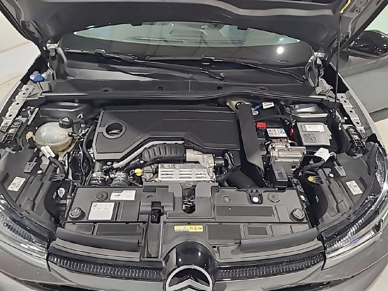 Citroën C4 X hybride 145 ch e-dcs6 plus — photo 15