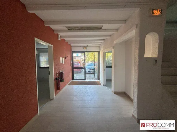 Bureaux 122 m²