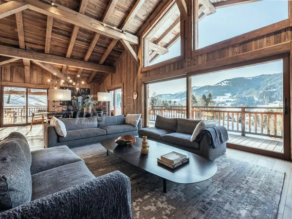 Chalet 7 pièces 450 m²