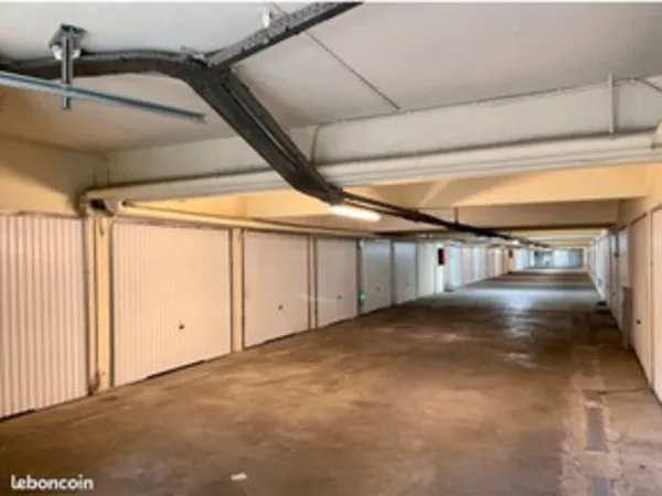 Stationnement Vente Bollène  12m² 32000€