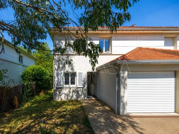 Maison 5 pièces 99 m²