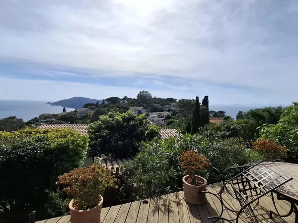 VILLA DE RÊVE AVEC VUE MER À 180°