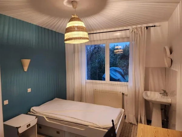 Belle chambre meublée Pessac proche fac