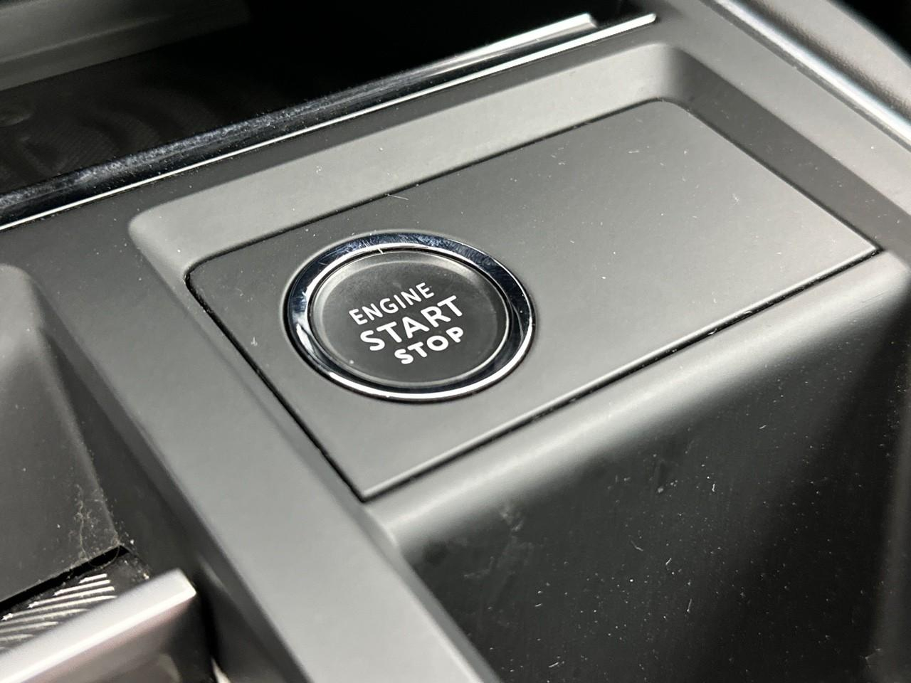 Citroën C5 Aircross hybride rechargeable 225 e-eat8 shine — photo 30
