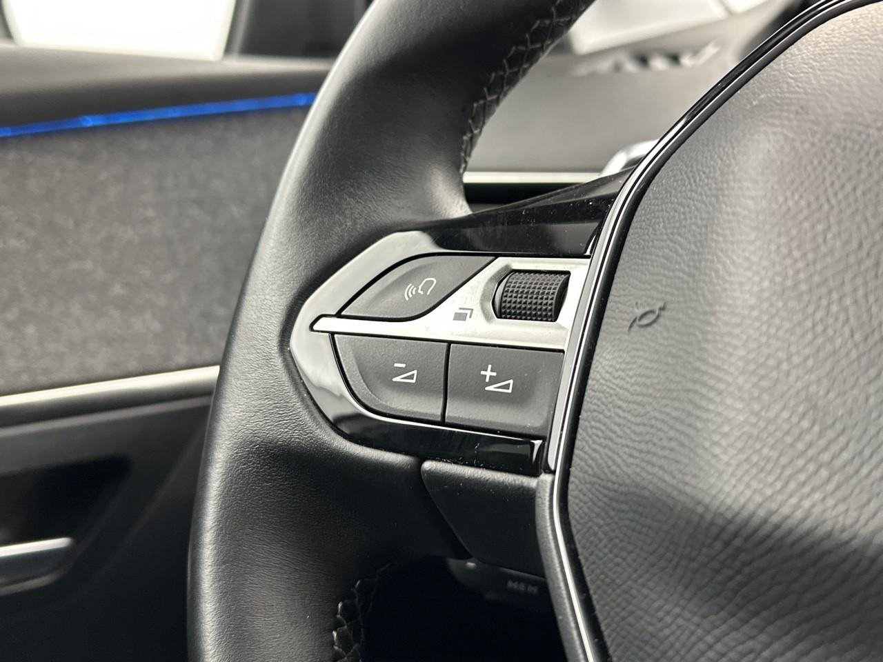 Peugeot 3008 hybrid 225 e-eat8 allure pack — photo 20