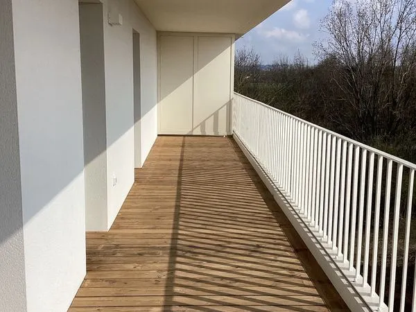 Magnifique T3 65m² Terrasse 21m² Parking et Climatisation