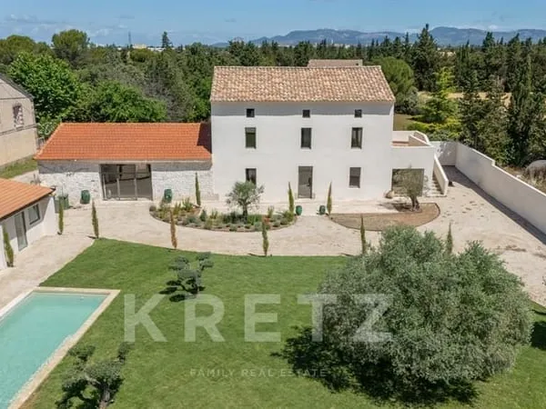Maison contemporaine de 420m2 - Pernes-Les-Fontaines