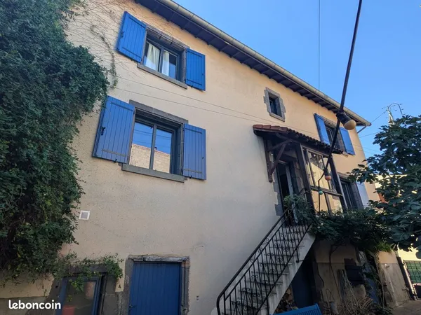 NOHANENT - Charmante maison de bourg 102m², 2 chambres, 1 bureau, jardinet privatif - DPE C