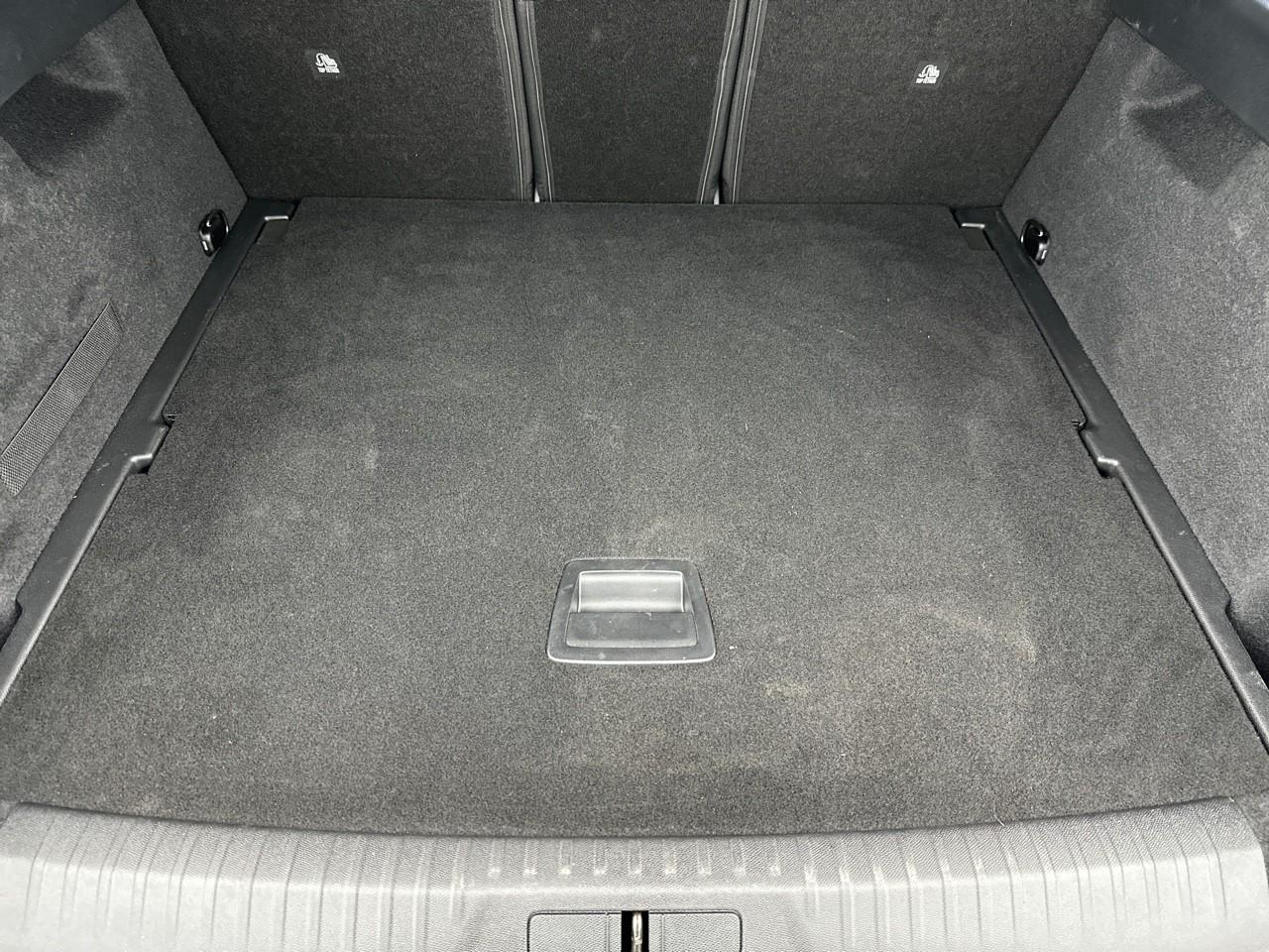 Peugeot 3008 hybrid 145 e-dcs6 gt — photo 6