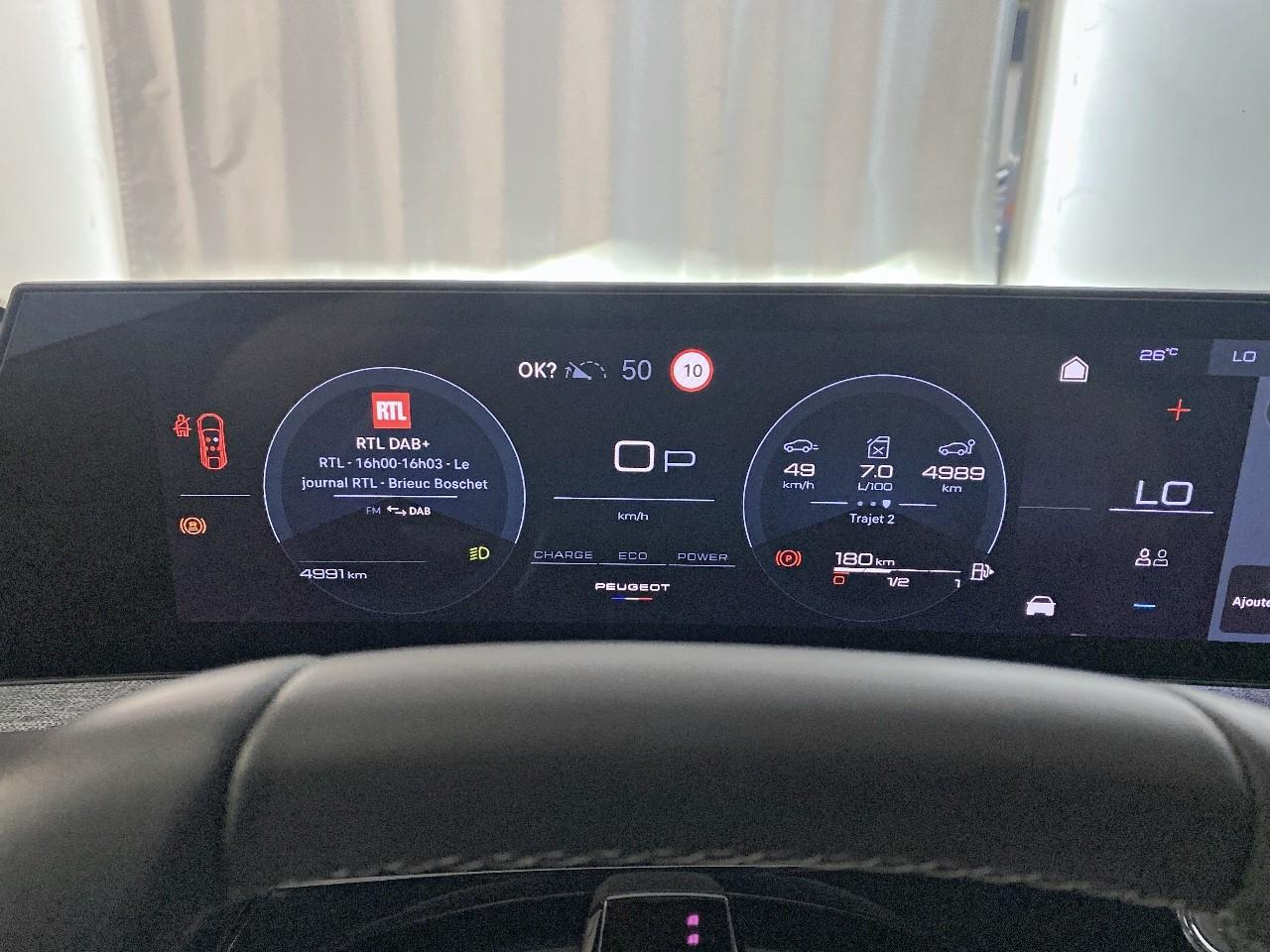 Peugeot 3008 hybrid 145 e-dcs6 allure — photo 13