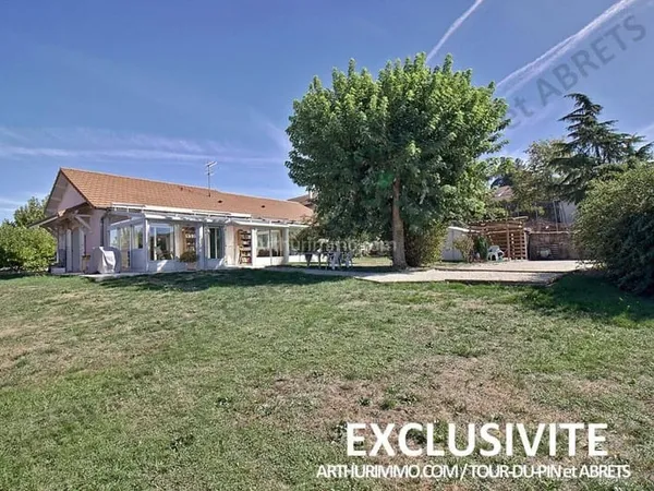 Maison de plain-pied 5 pièces 109 m²