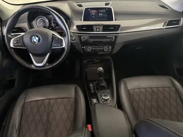 Bmw X1 sdrive 18 i xline — photo 11