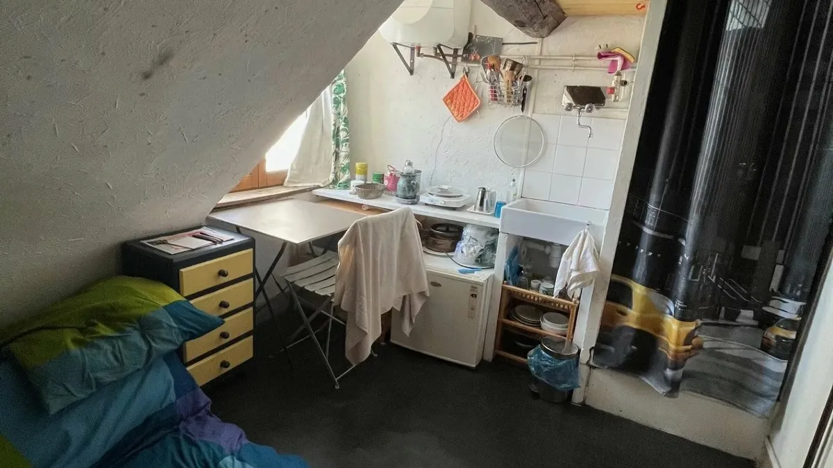 Photo 1