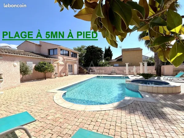 Villa 7 pièces 145 m²