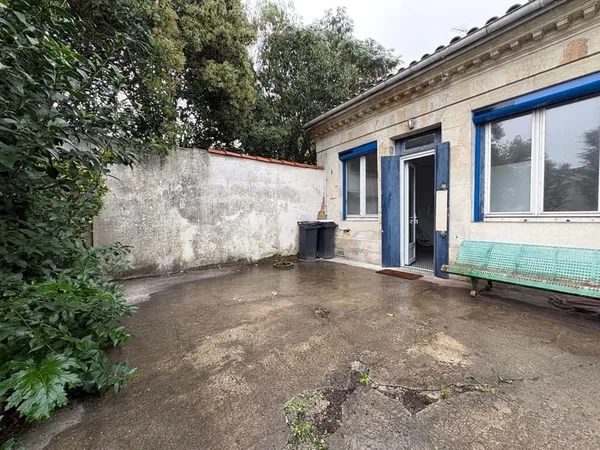 Bordeaux Saint-Genès Charmante maison individuelle de 50 m