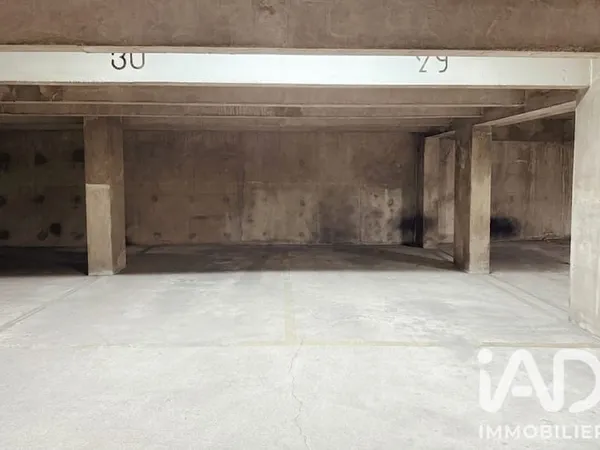 Parking 40 m²