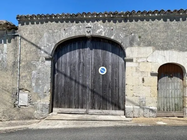 Maison 7 pièces 358 m²