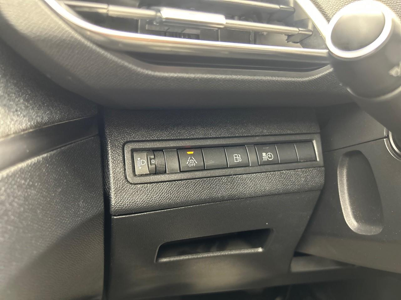 Peugeot 3008 hybrid 225 e-eat8 allure pack — photo 30